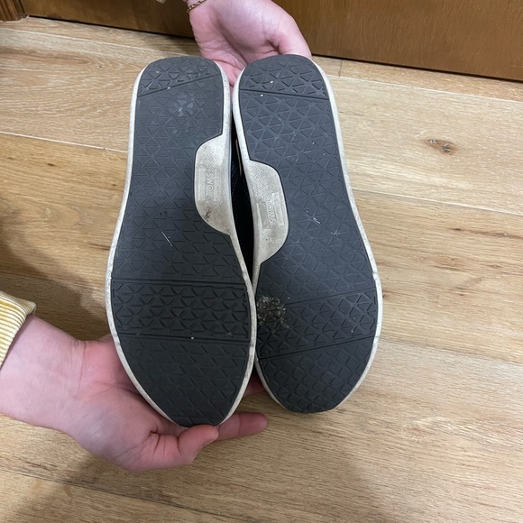 Womens Tom’s Black Del Rey Sneaker - Picture 5 of 5